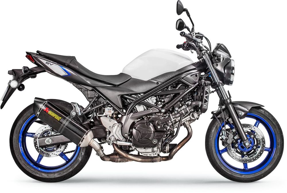 Akrapovic Carbon Slip on udstødning til Suzuki SV650 (16 - 18) - Pitboxen.dk