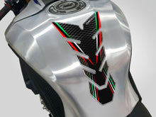 Tankpad "Black edition" - sort, grøn, rød. Hvid