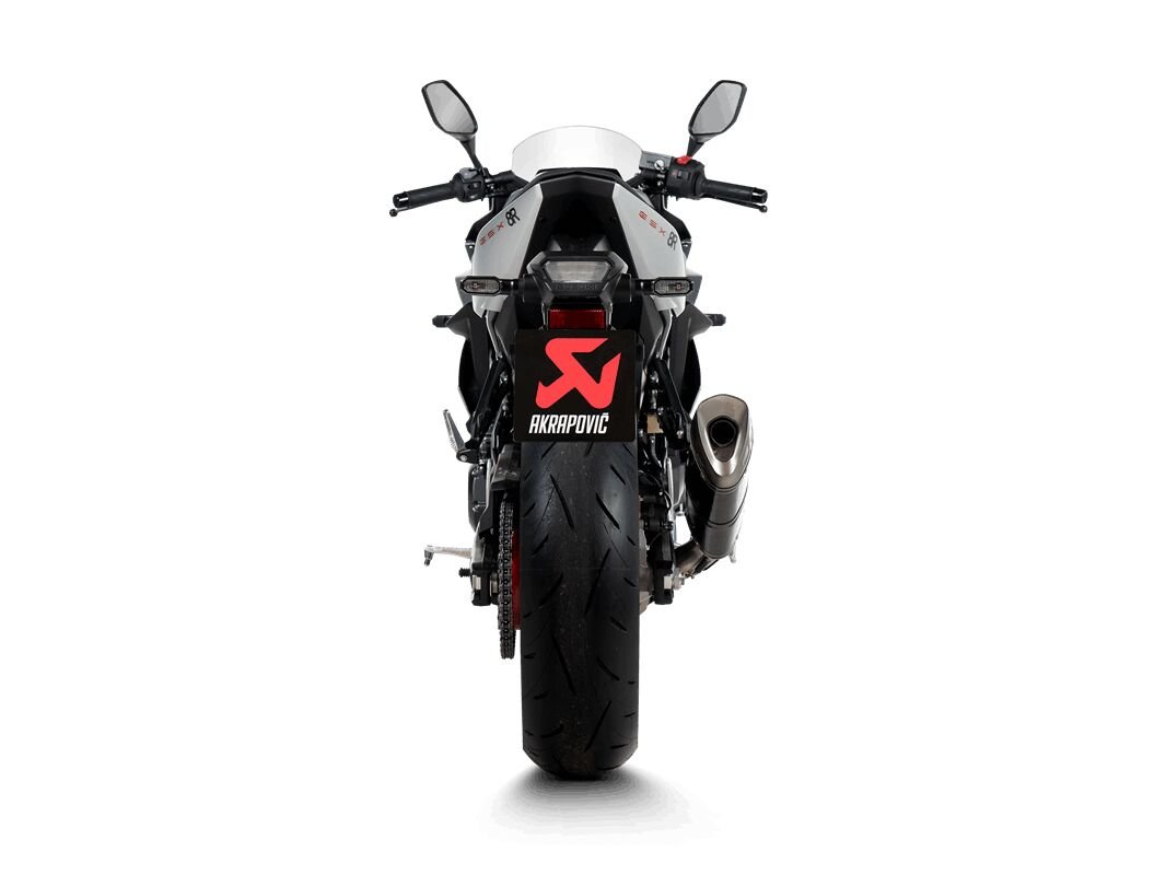 Akrapovic udstødning Suzuki GSX8R og GSX8S - Racing Line