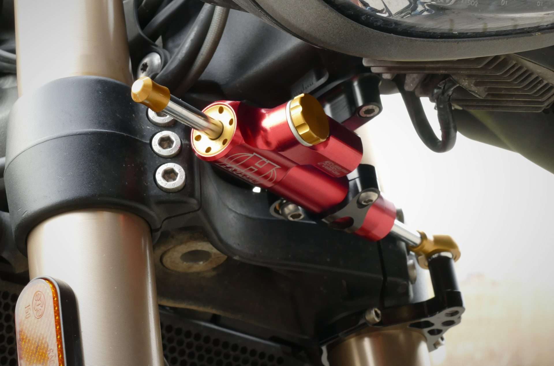 Styrdæmper til mt-09