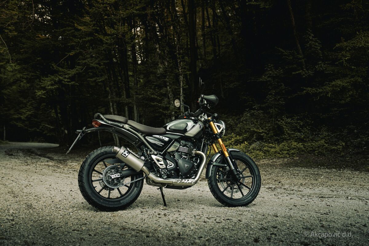 Triumph Speed 400 (23 - 24) slip - on udstødning - Akrapovic - Pitboxen.dk